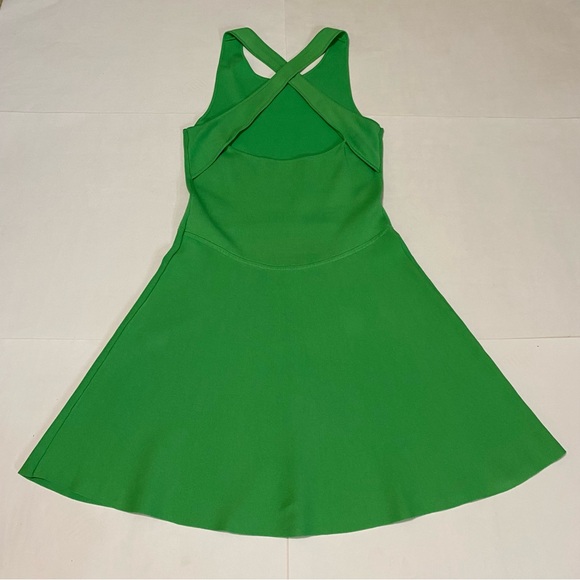 🍁 New York & Company Green Sleeveless Women’s Dress - Picture 5 of 8